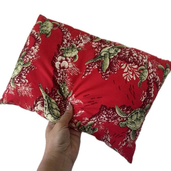 Handmade Handcrafted Hawaiian Tropical Turtle Coral Reef Baby Accent Pillow - Picture 1 of 3